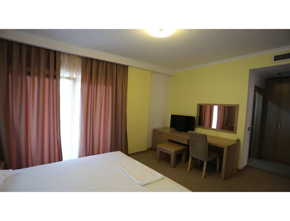Hotel Voloreka Tushemisht Quarto foto